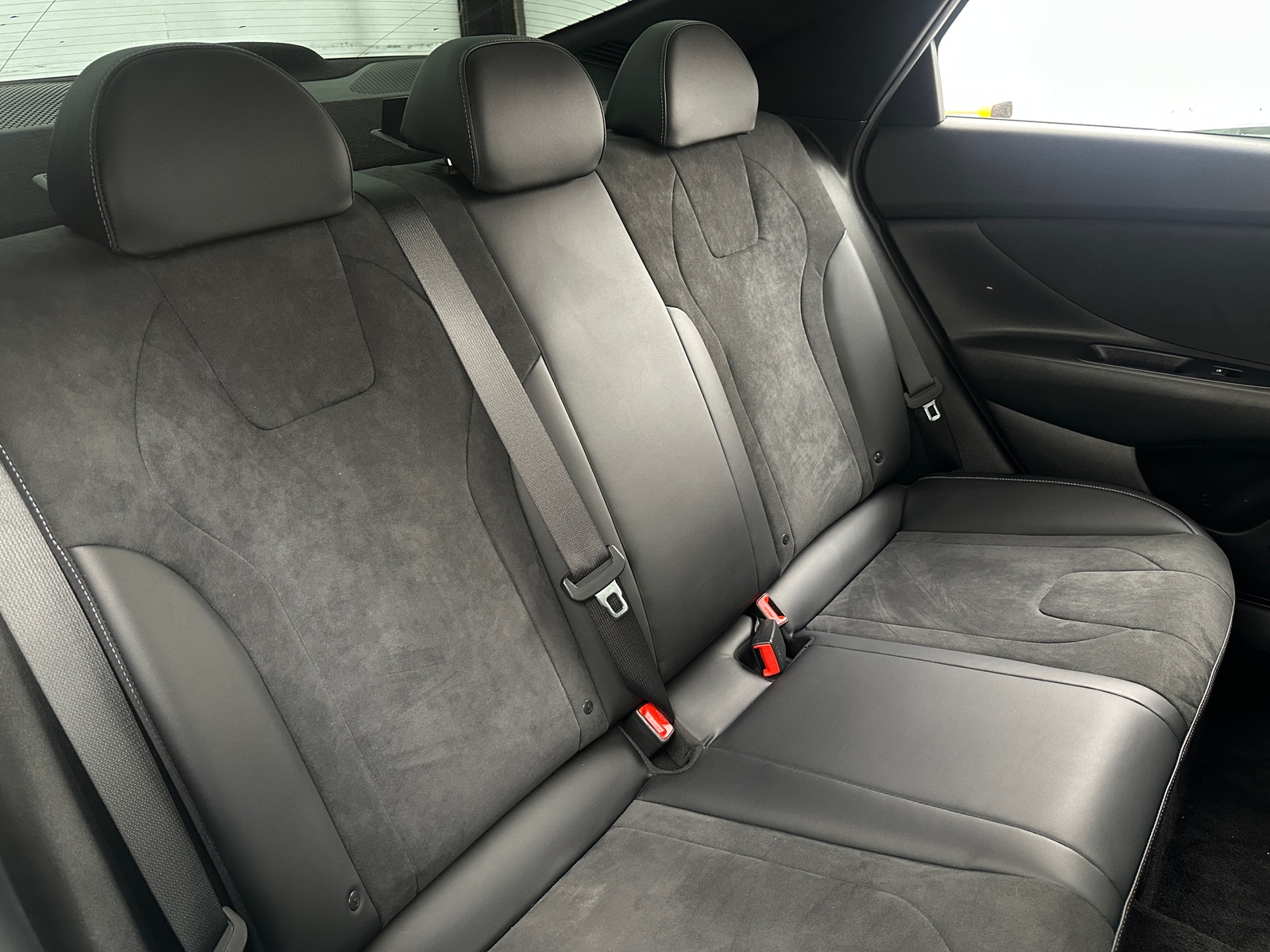 Thumbnail: 2023 Hyundai Elantra - 5