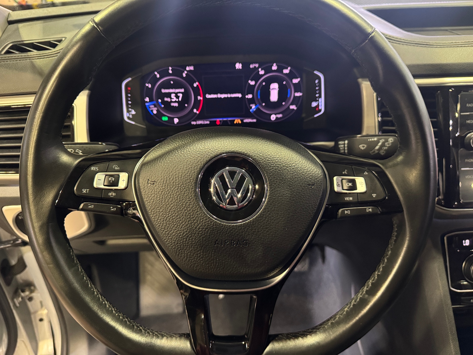 Thumbnail: 2019 Volkswagen Atlas - 4
