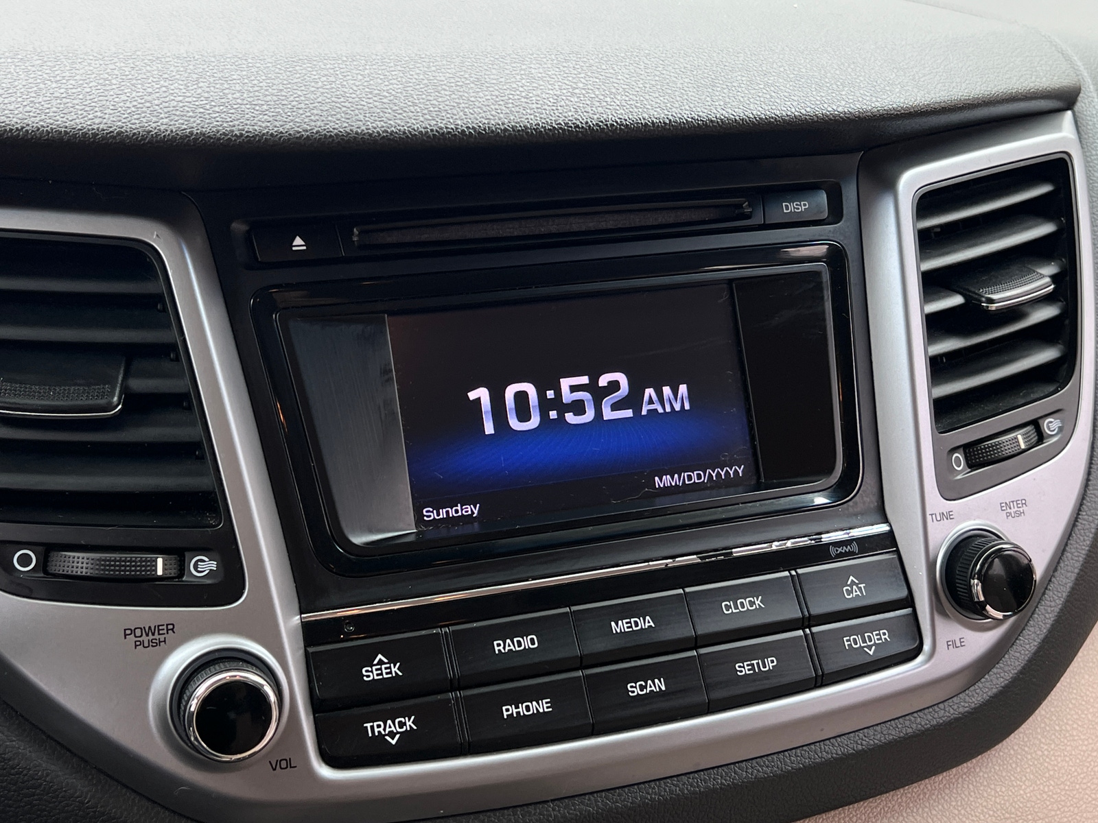 Thumbnail: 2017 Hyundai Tucson - 4
