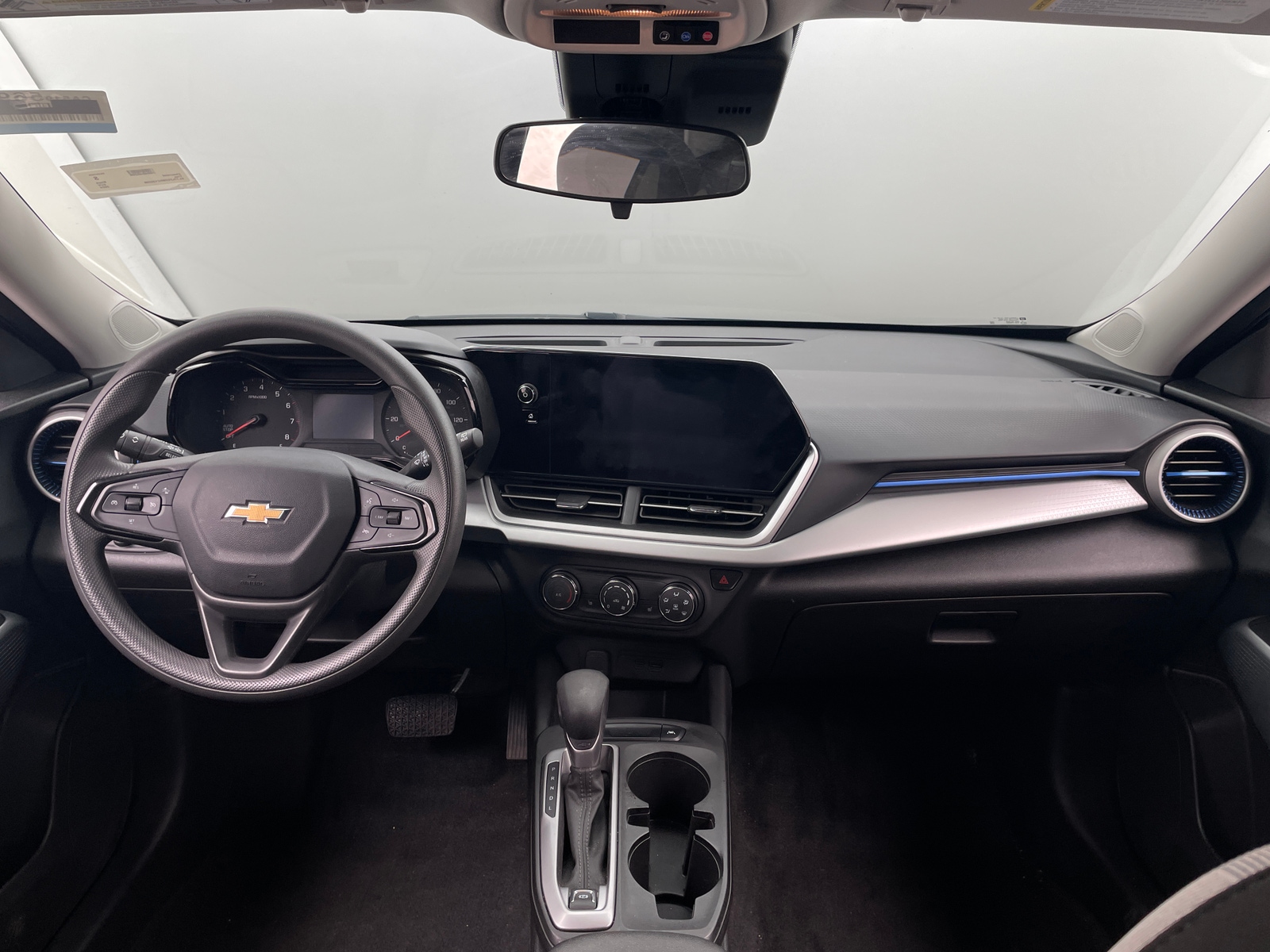 Thumbnail: 2024 Chevrolet Trax - 3