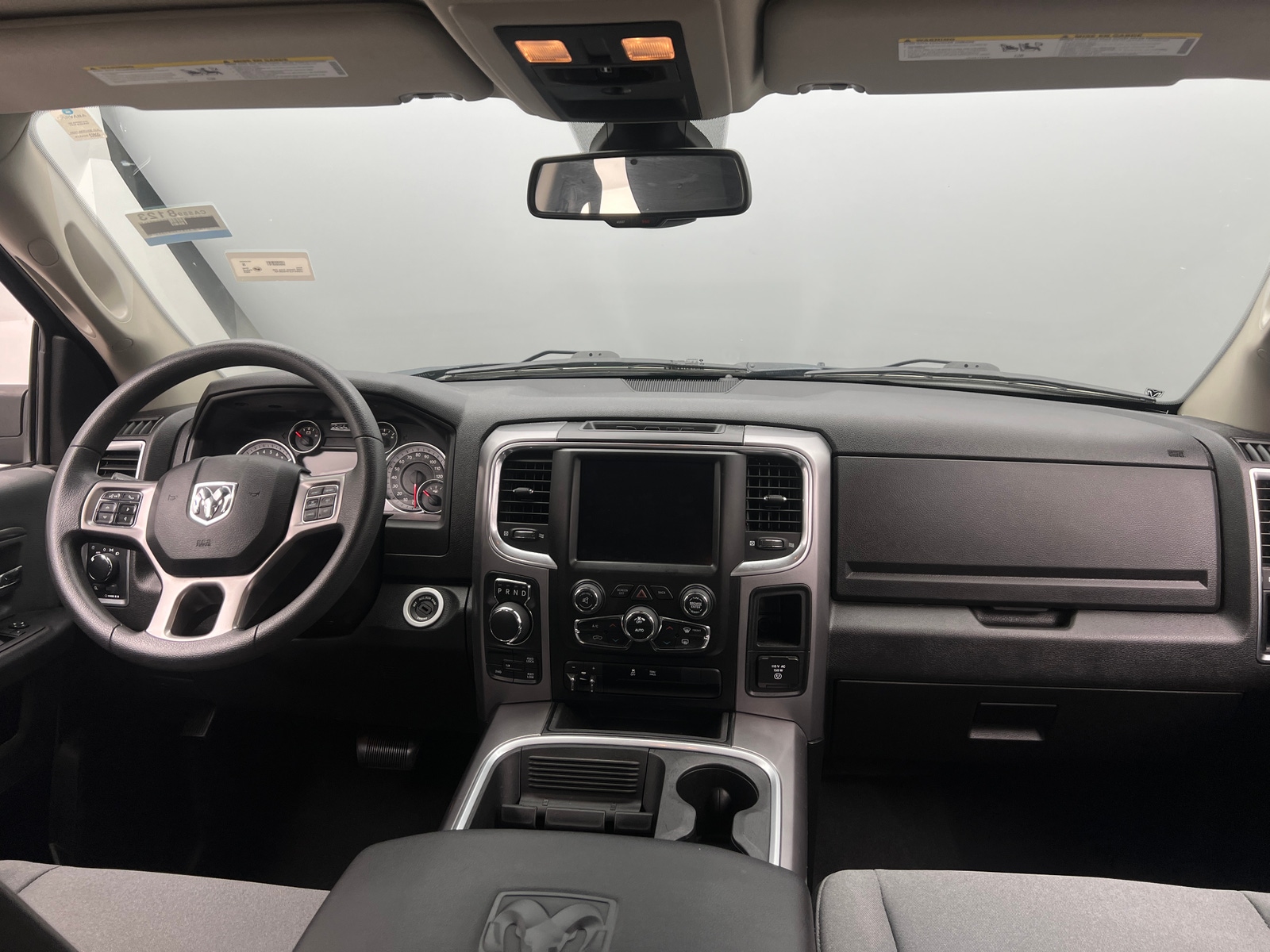 Thumbnail: 2023 RAM 1500 Classic - 3