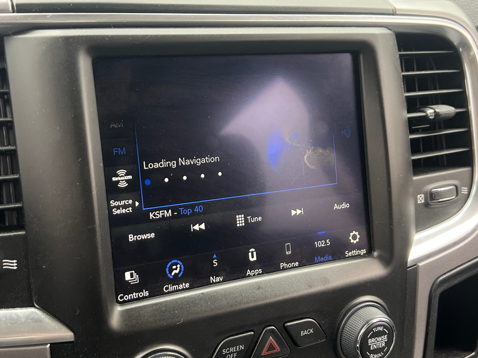 Thumbnail: 2023 RAM 1500 Classic - 4
