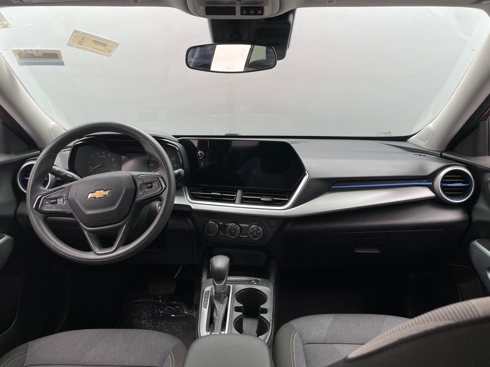 Thumbnail: 2025 Chevrolet Trax - 3