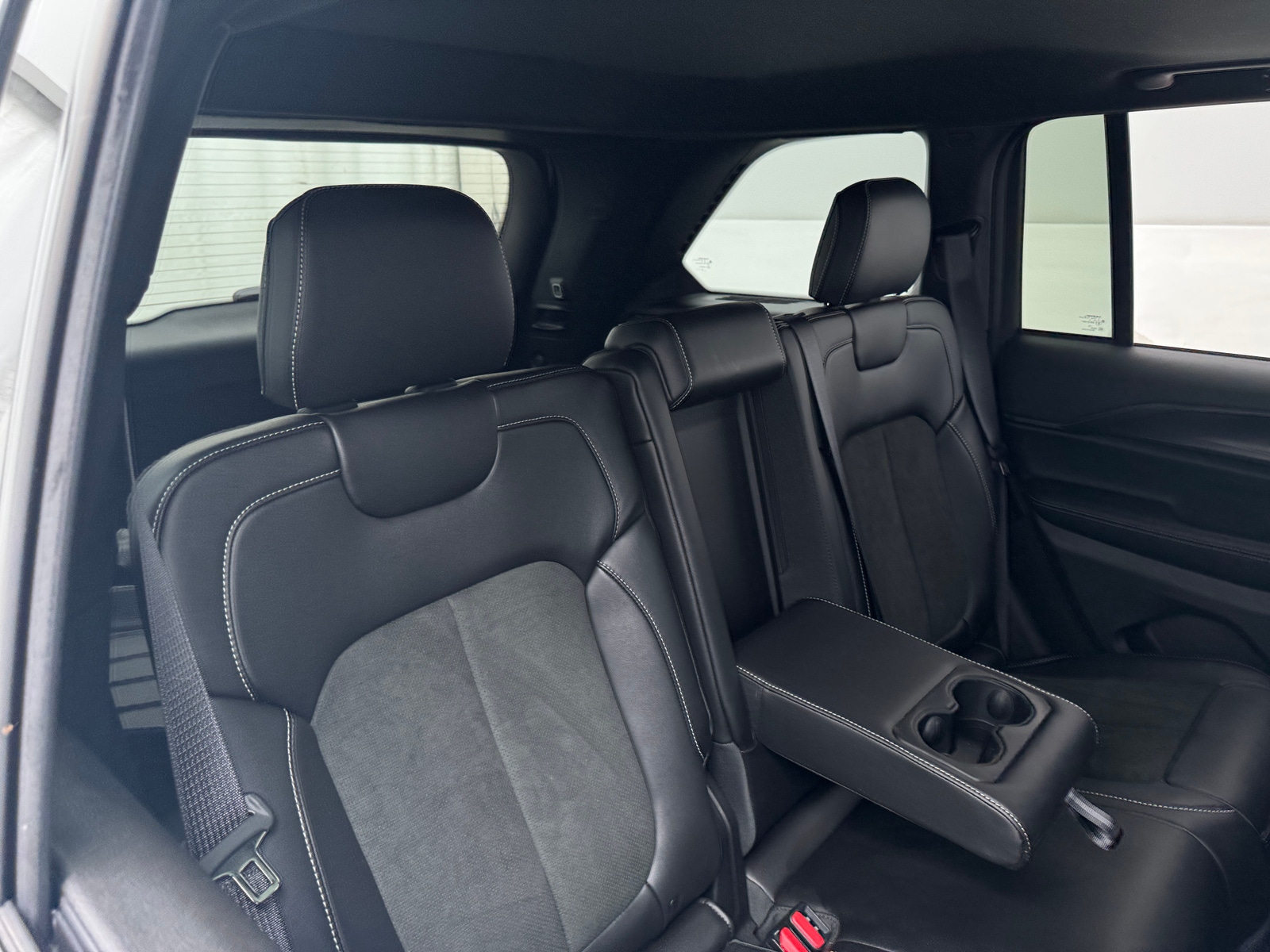 Thumbnail: 2025 Jeep Grand Cherokee - 5