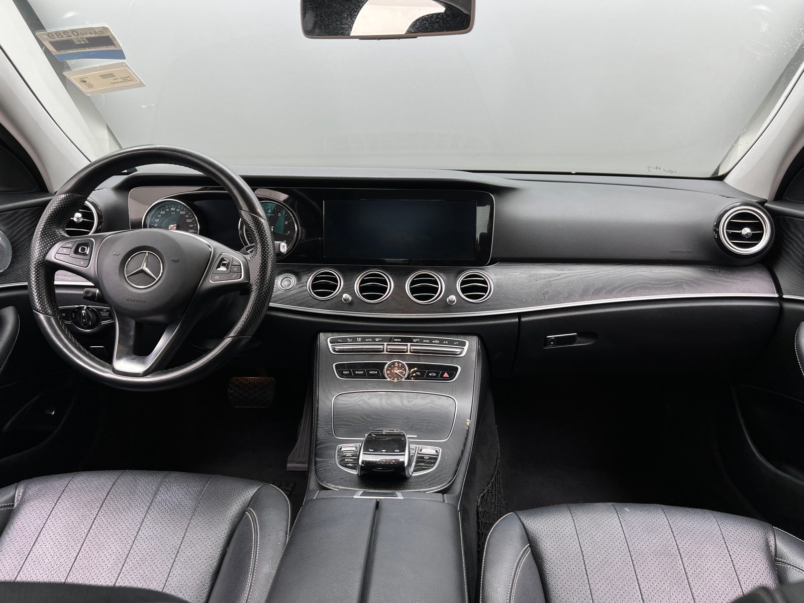 Thumbnail: 2018 Mercedes-Benz E-Class - 2