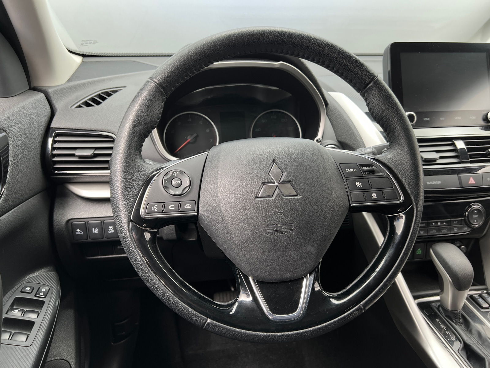 Thumbnail: 2025 Mitsubishi Eclipse Cross - 4