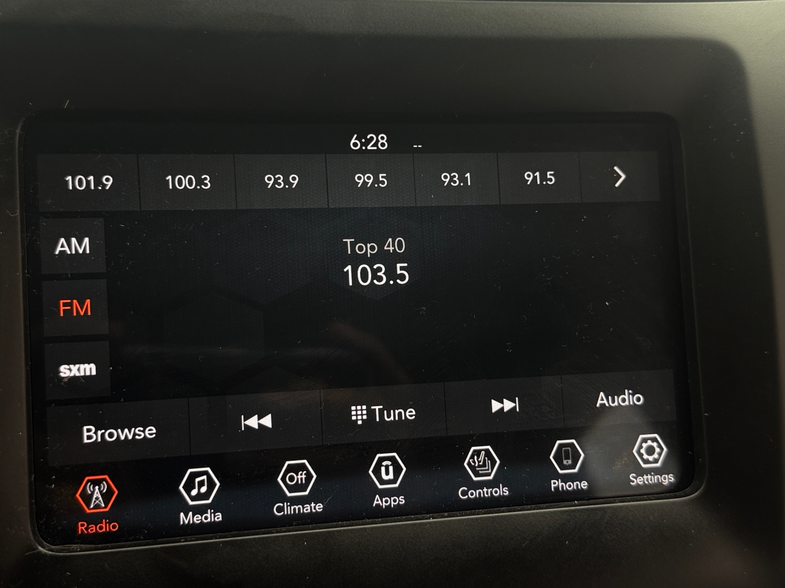 Thumbnail: 2020 Jeep Cherokee - 4
