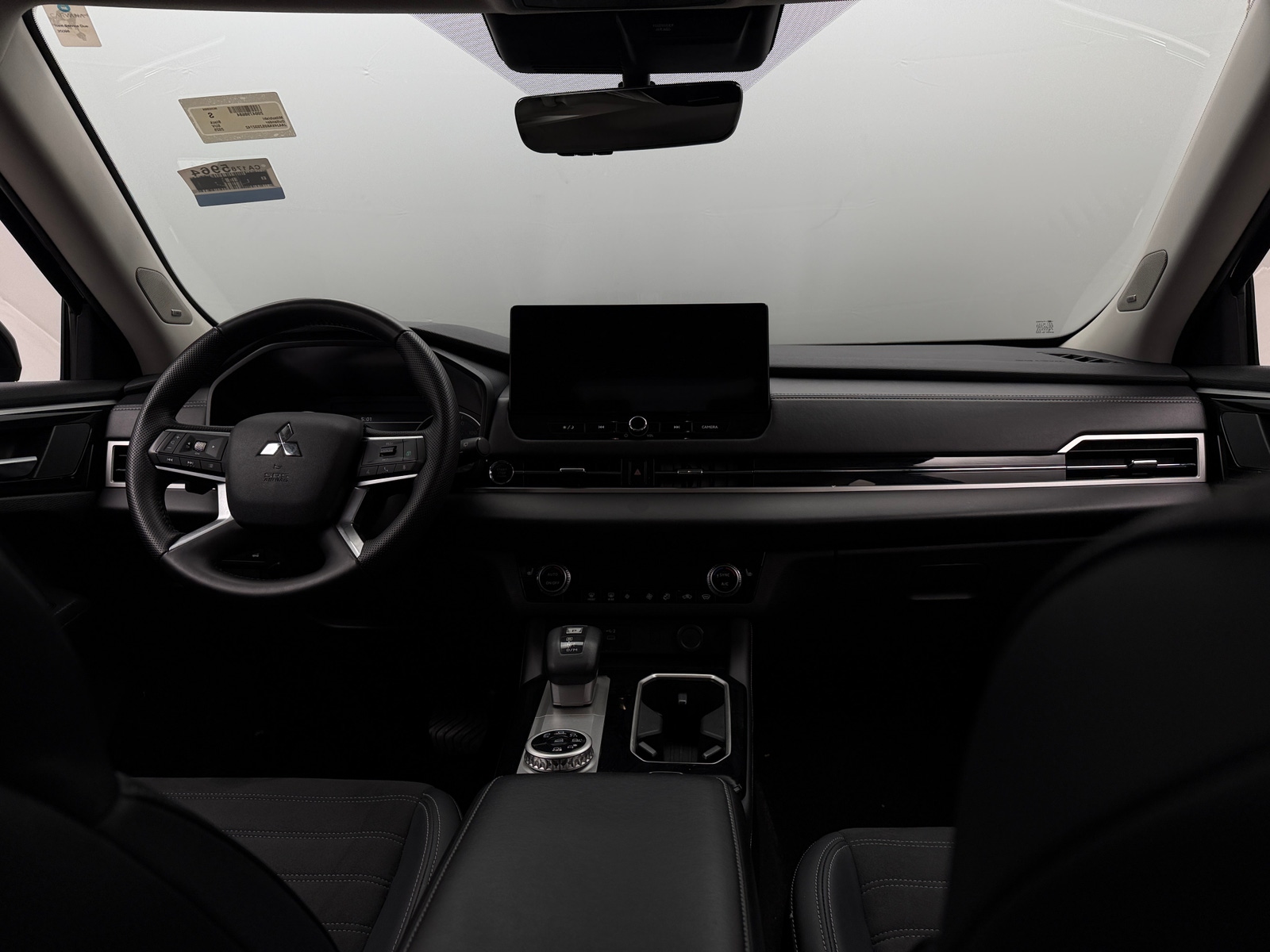 Thumbnail: 2025 Mitsubishi Outlander - 2