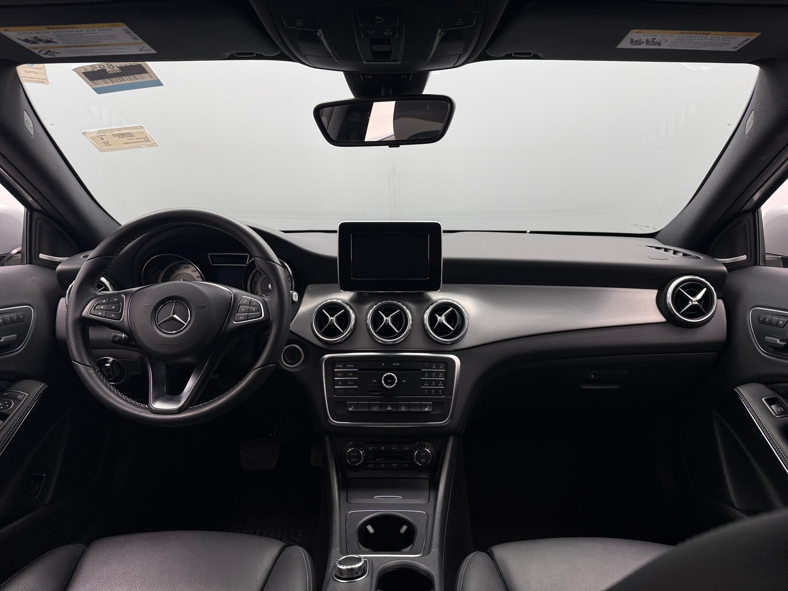 Thumbnail: 2017 Mercedes-Benz GLA - 2