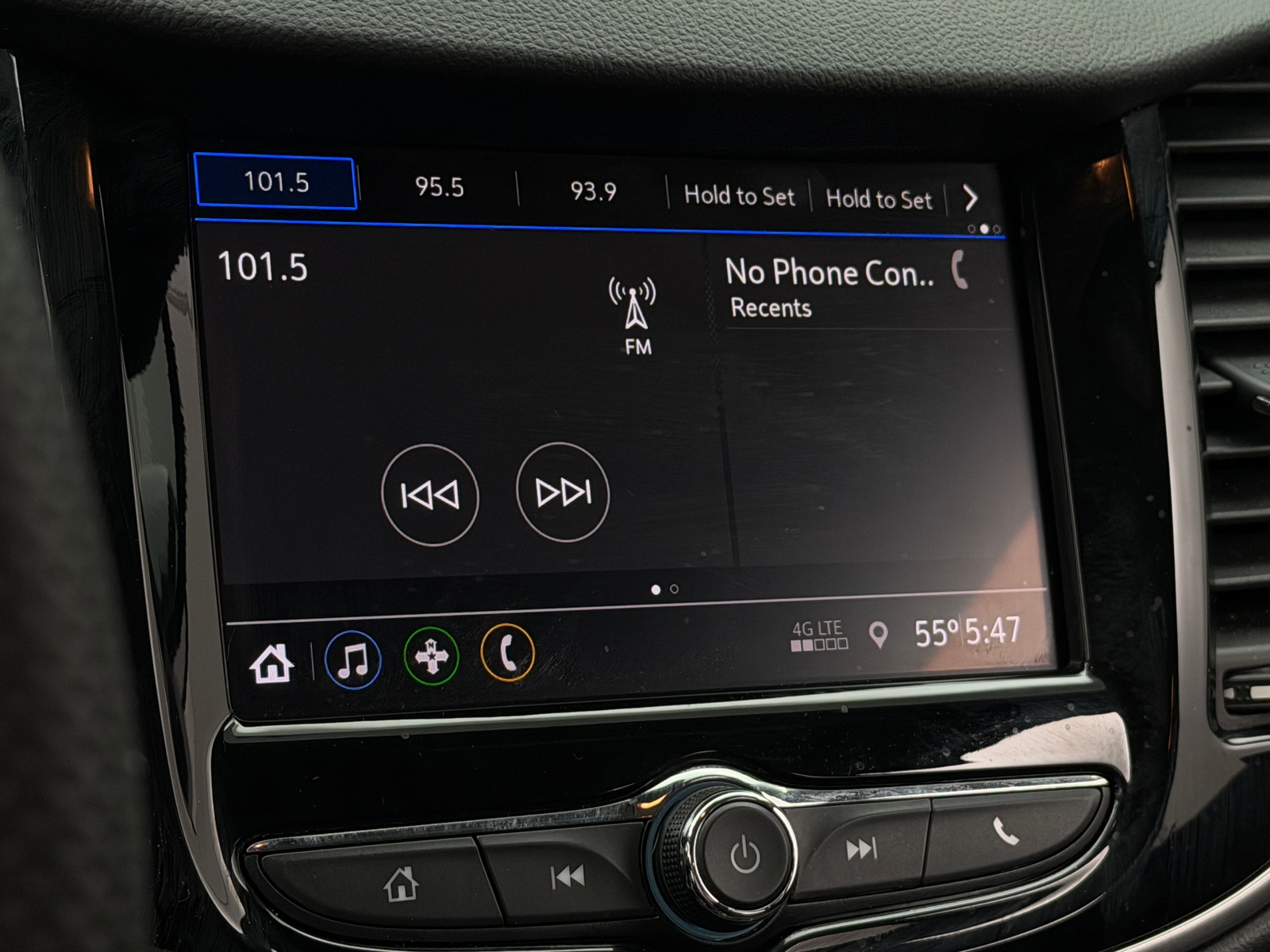 Thumbnail: 2021 Chevrolet Trax - 4