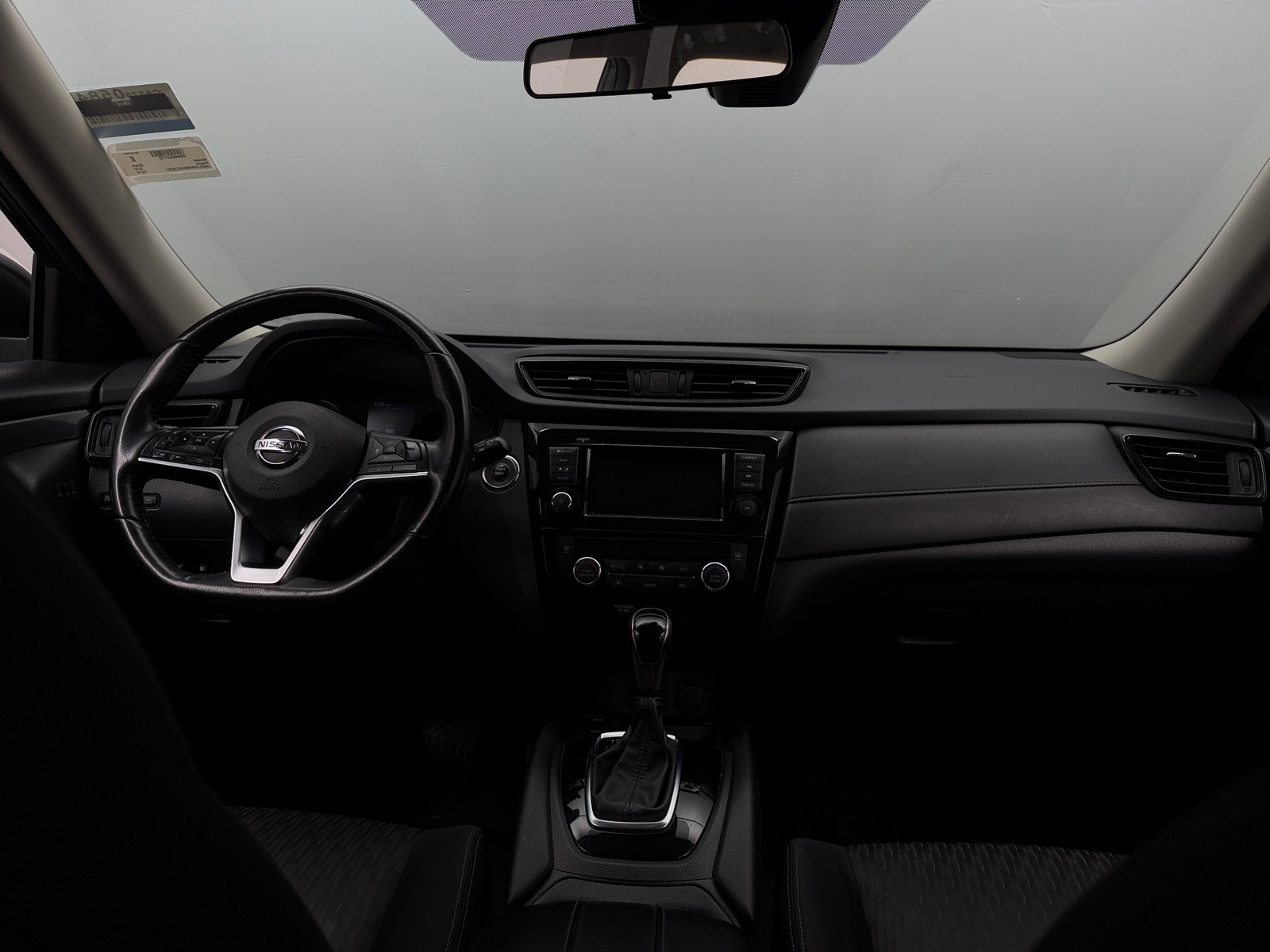 Thumbnail: 2019 Nissan Rogue - 3