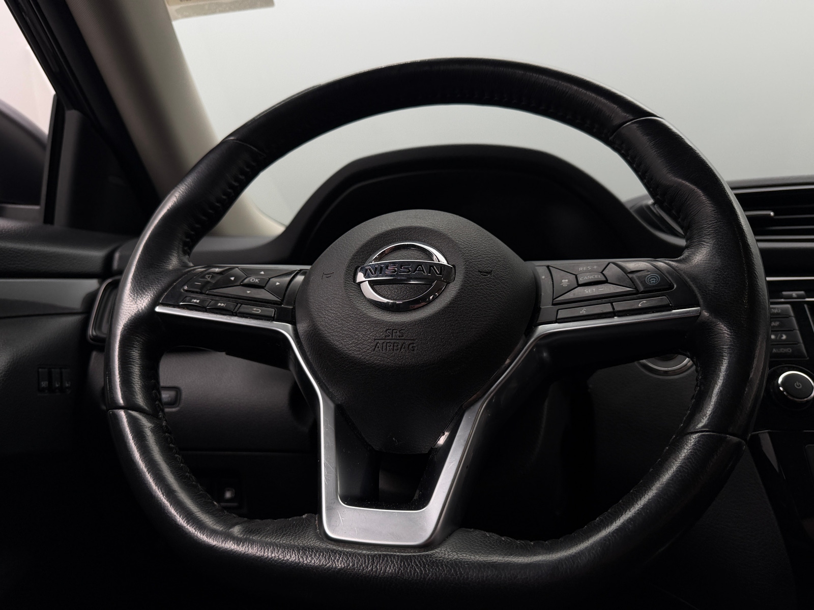 Thumbnail: 2019 Nissan Rogue - 5
