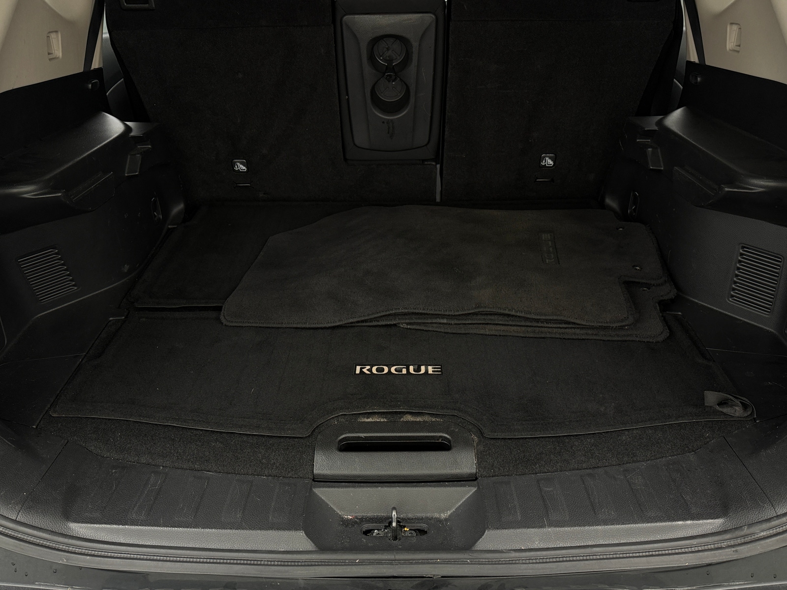 Thumbnail: 2019 Nissan Rogue - 7