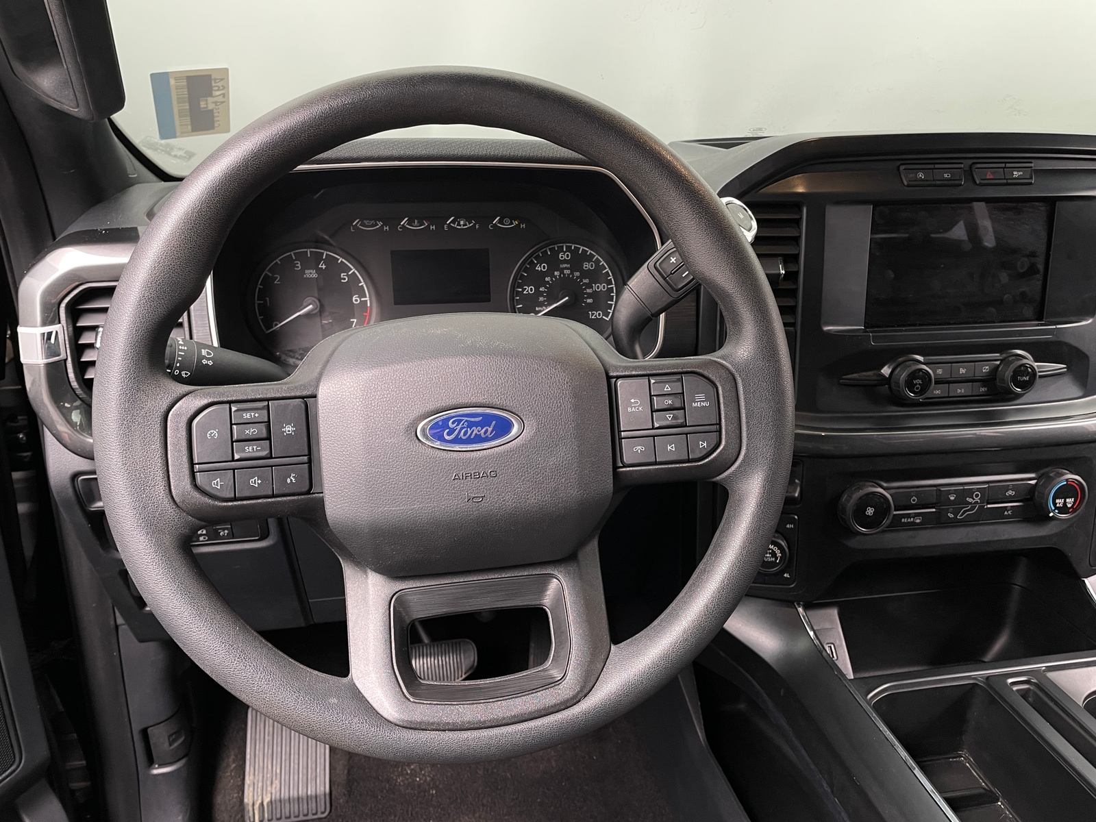 Thumbnail: 2021 Ford Econoline - 5