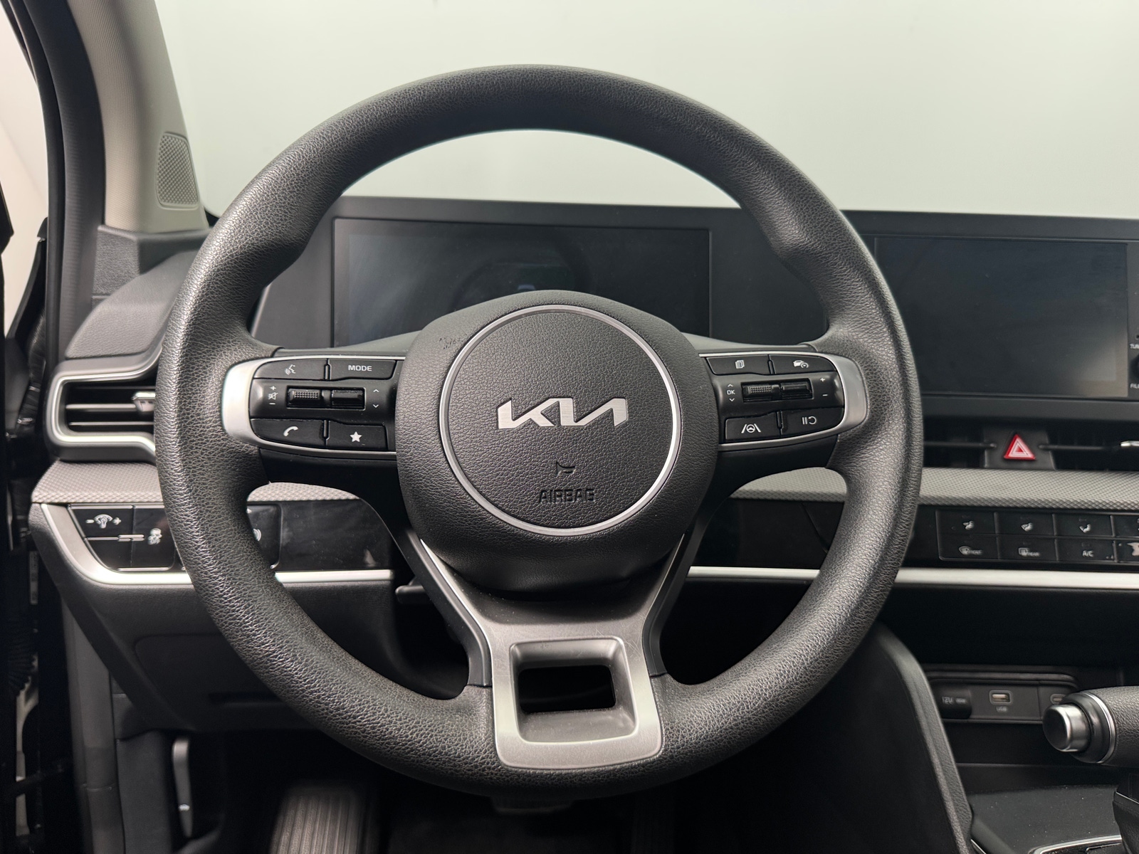 Thumbnail: 2025 Kia Sportage - 5