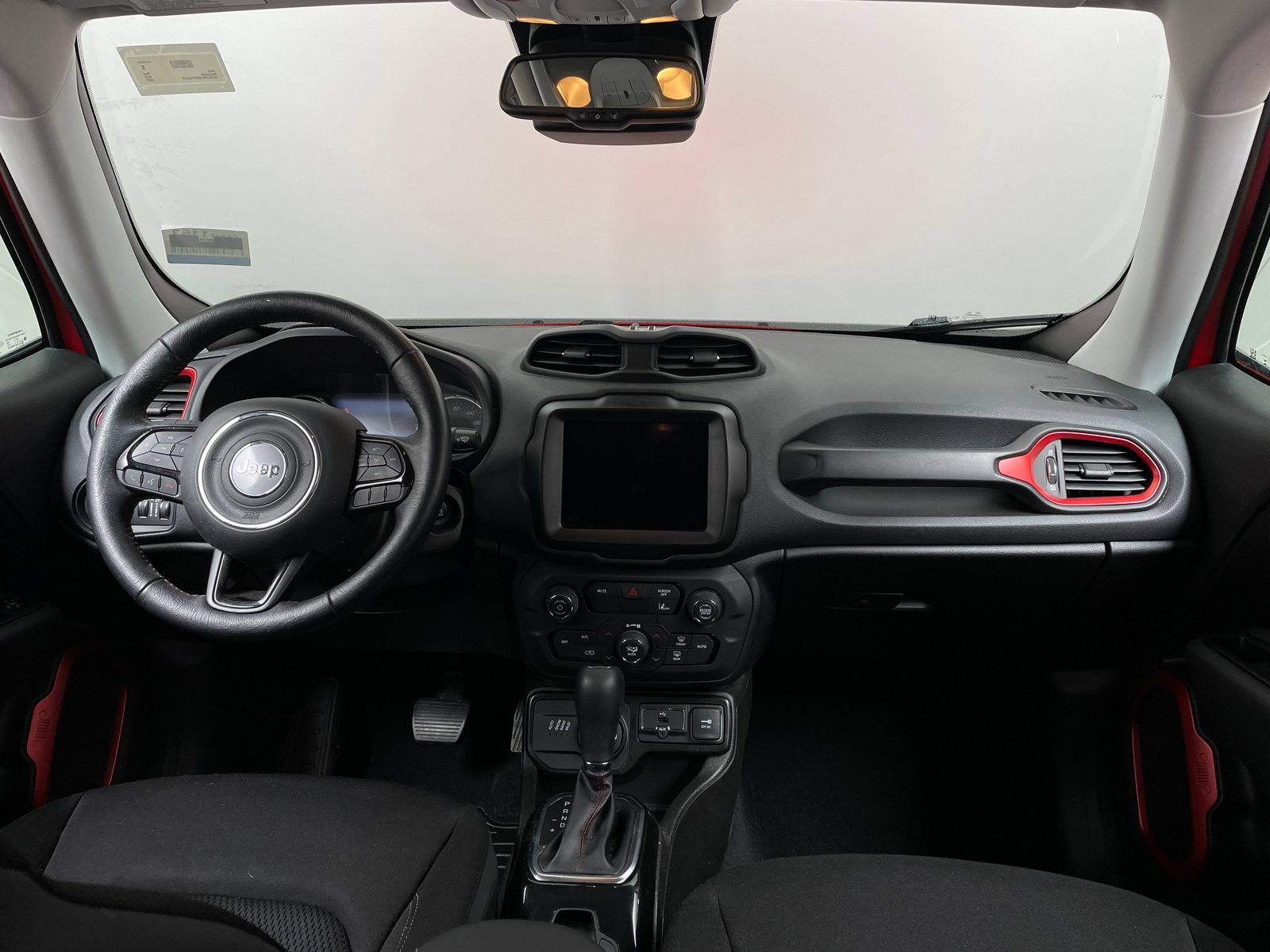Thumbnail: 2022 Jeep Renegade - 3