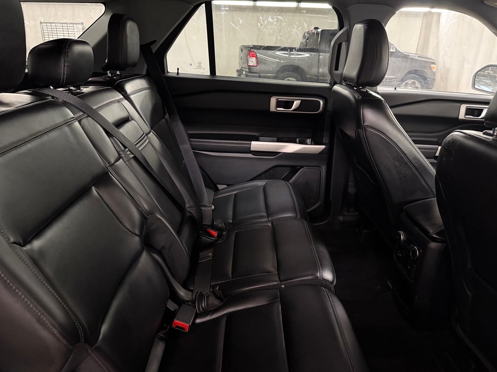 Thumbnail: 2021 Ford Explorer - 5
