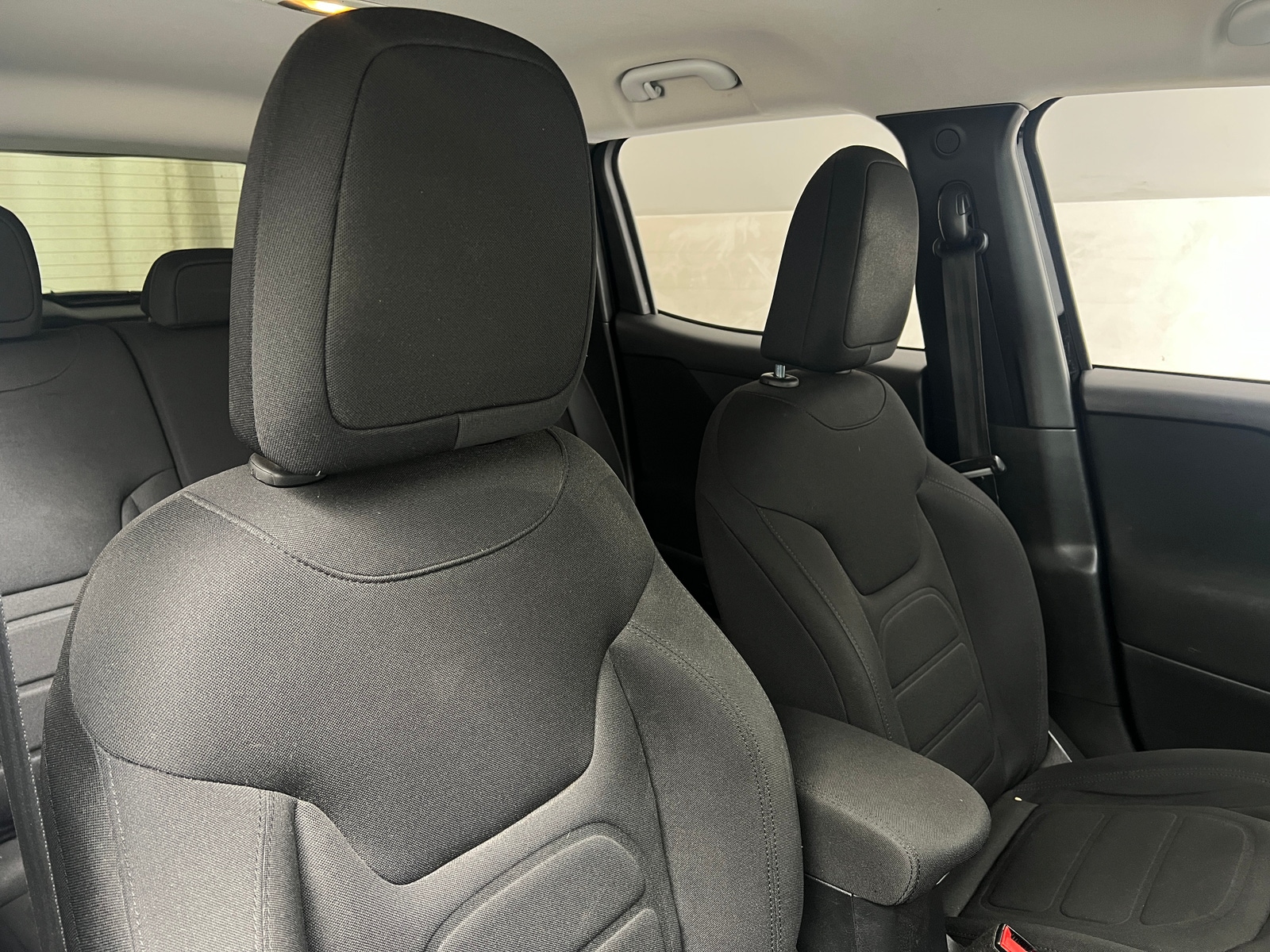 Thumbnail: 2018 Jeep Renegade - 2