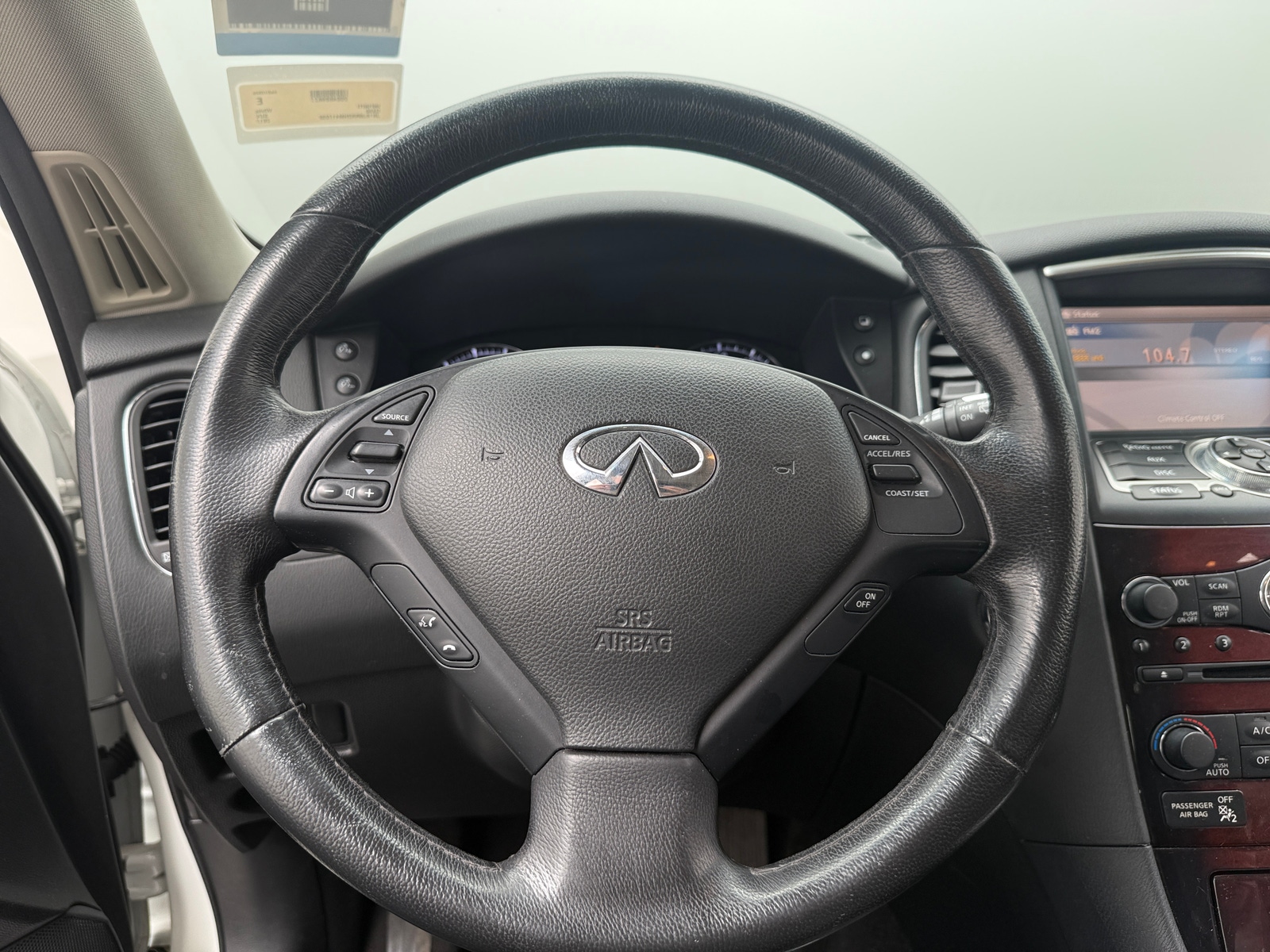 Thumbnail: 2017 INFINITI QX50 - 4
