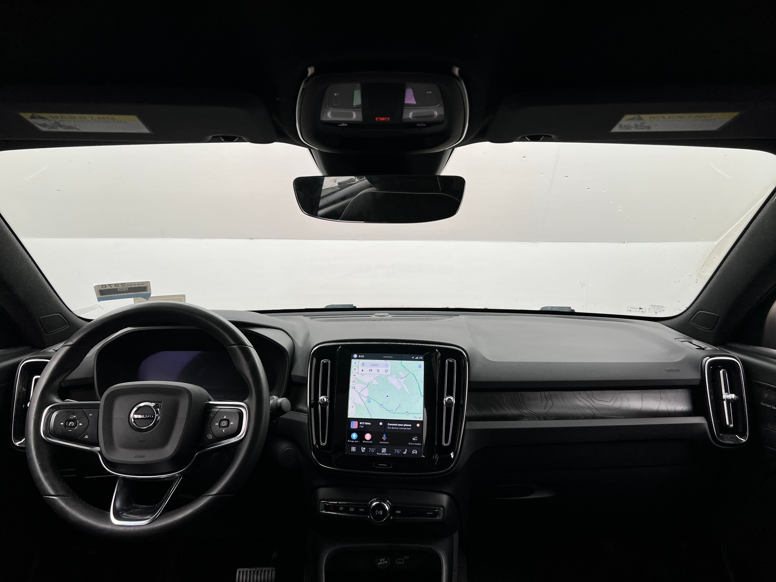 Thumbnail: 2023 Volvo C40 - 3