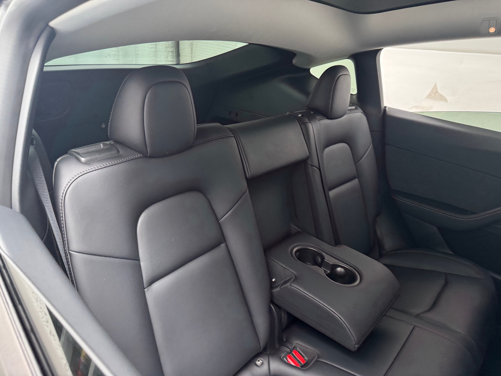 Thumbnail: 2022 Tesla Model Y - 5