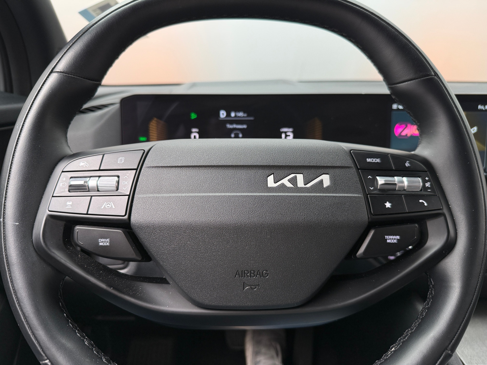 Thumbnail: 2026 Kia Sportage - 4