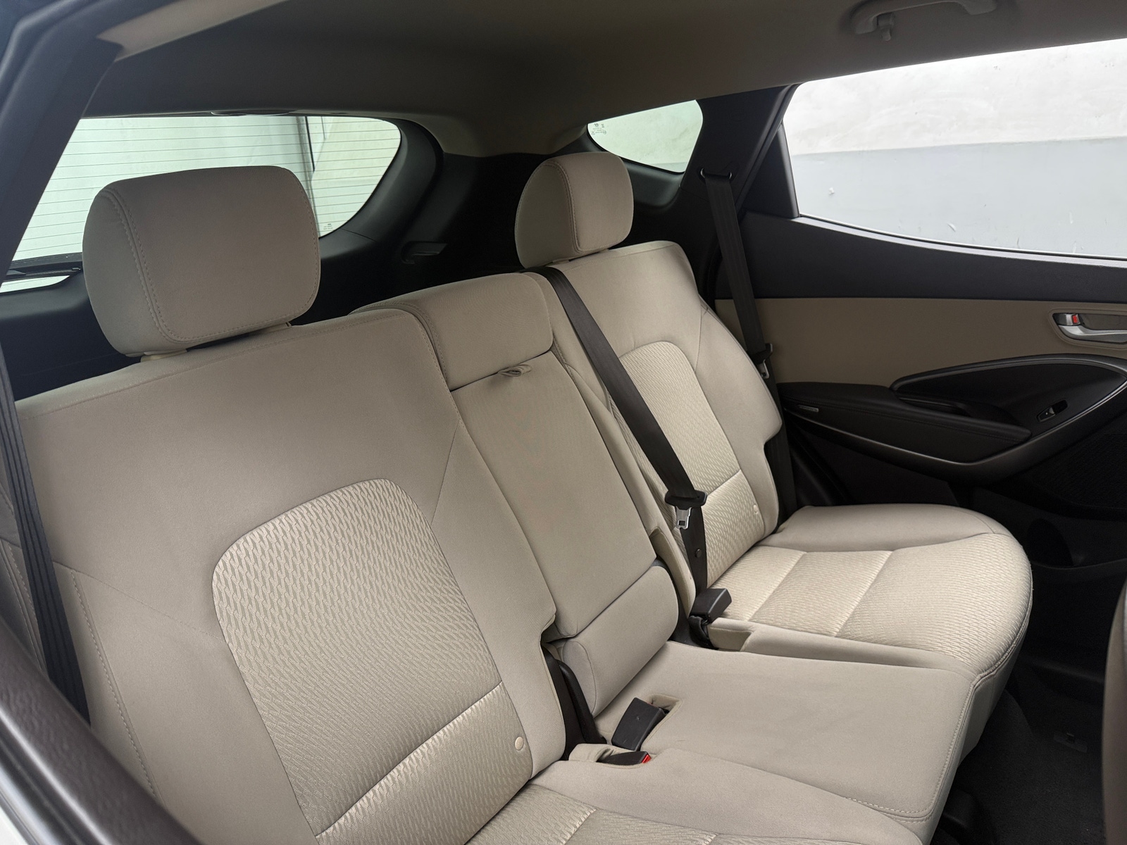 Thumbnail: 2017 Hyundai Santa Fe - 6