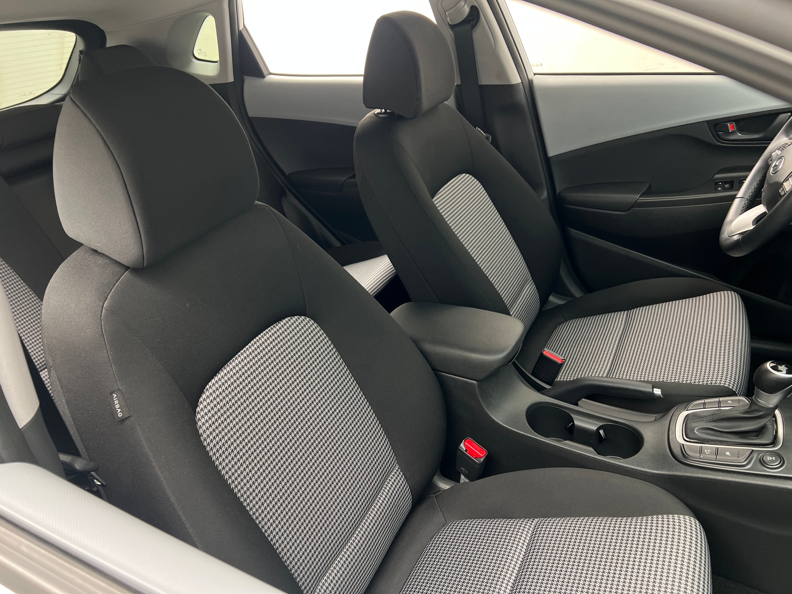 Thumbnail: 2021 Hyundai Kona - 2