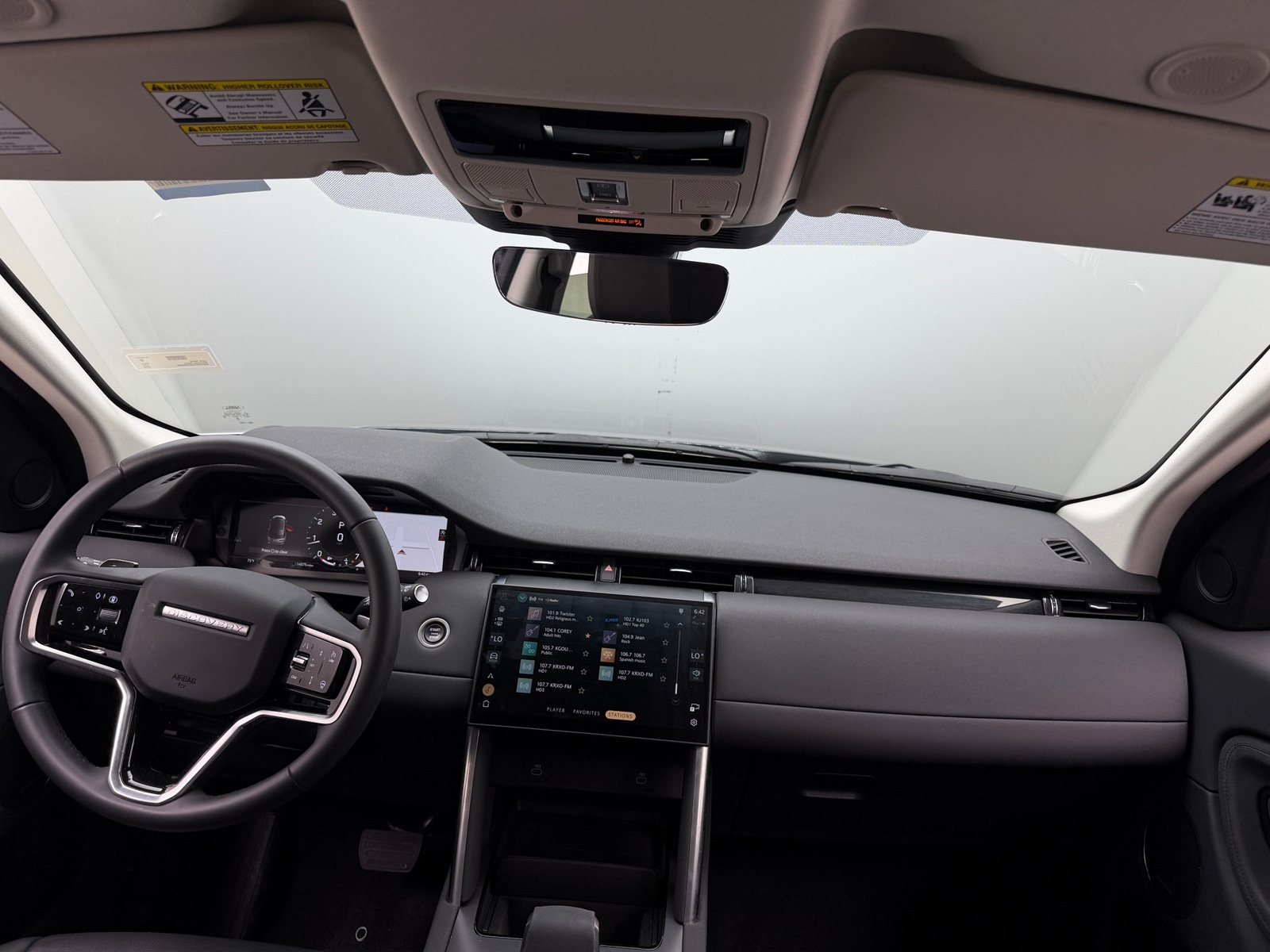 Thumbnail: 2025 Land Rover Discovery Sport - 2
