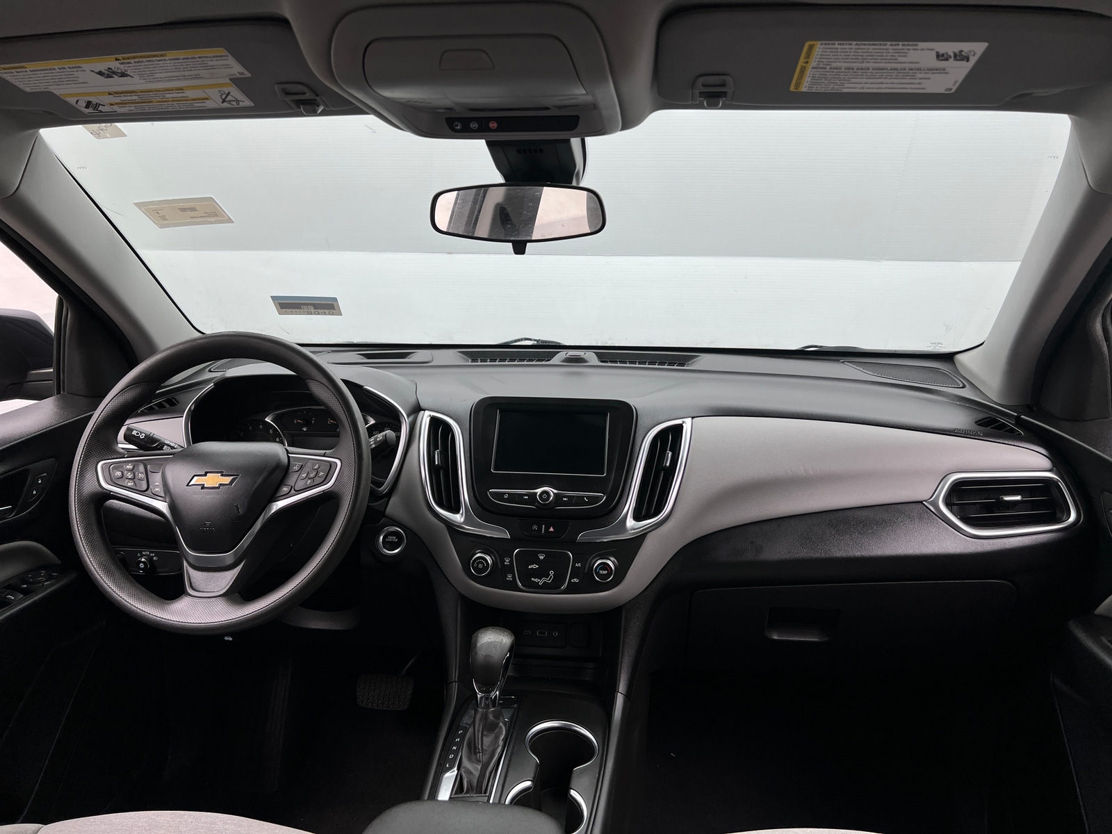 Thumbnail: 2022 Chevrolet Equinox - 3