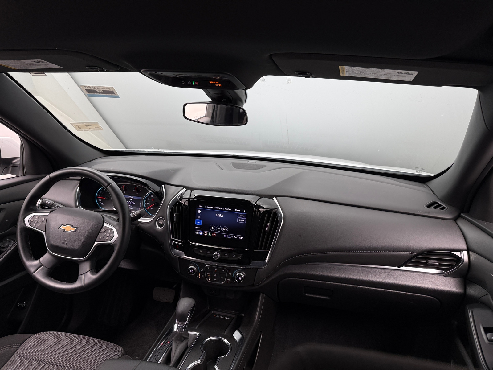 Thumbnail: 2023 Chevrolet Traverse - 3