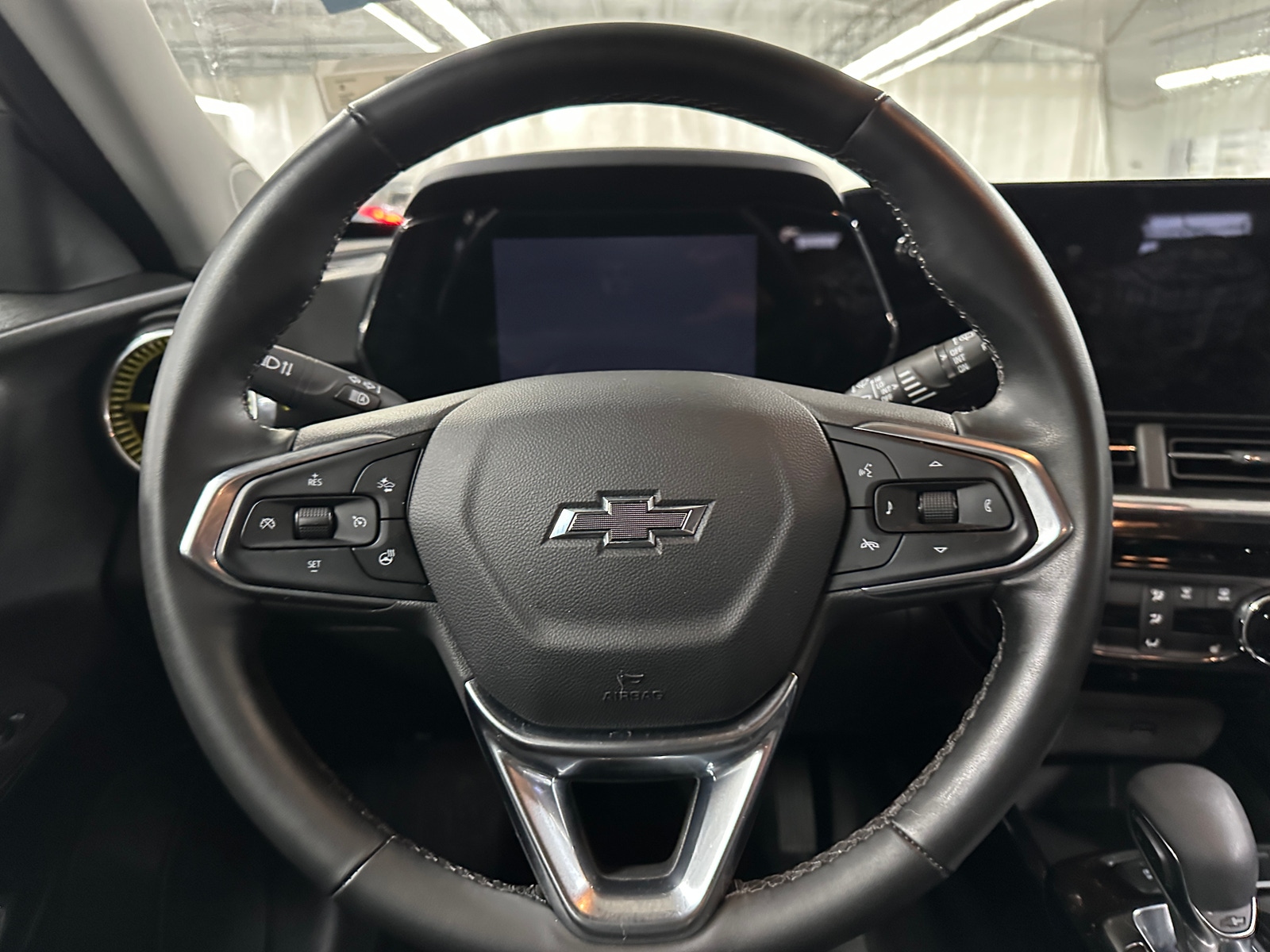 Thumbnail: 2025 Chevrolet Trax - 4