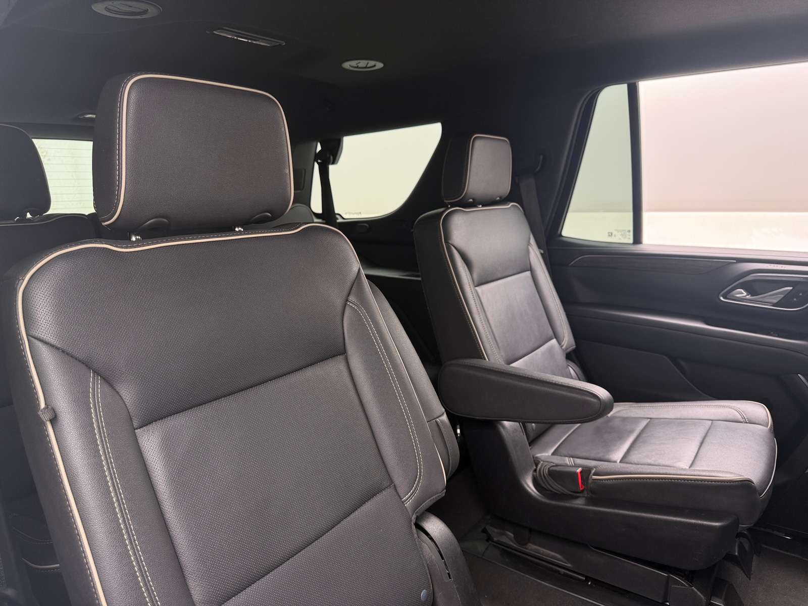 Thumbnail: 2023 Chevrolet Tahoe - 5
