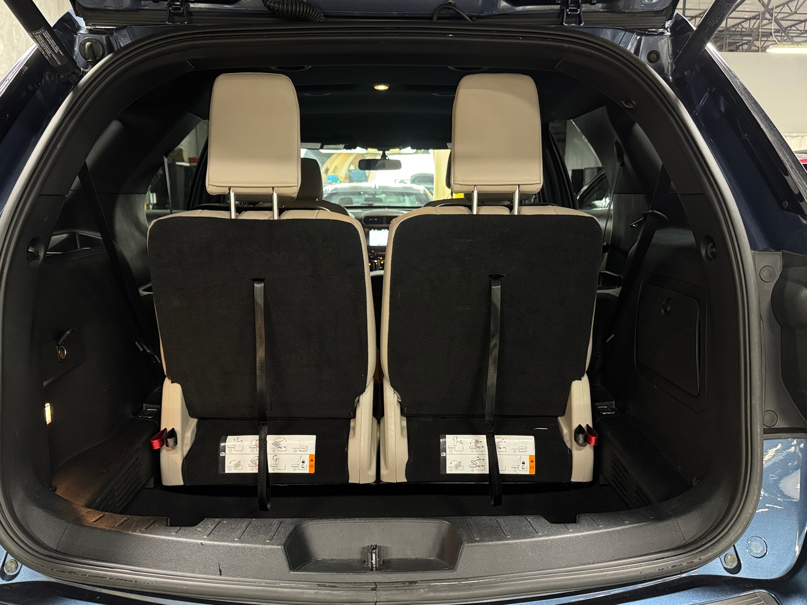Thumbnail: 2019 Ford Explorer - 6