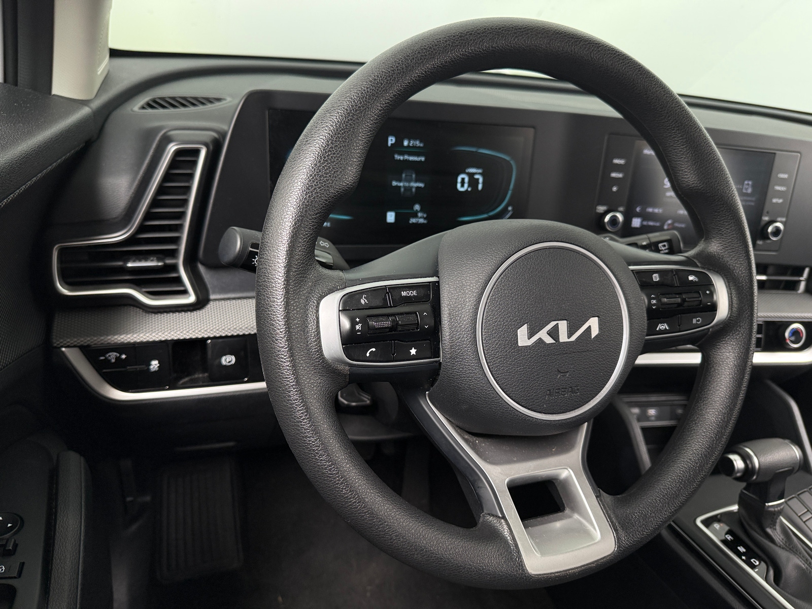 Thumbnail: 2025 Kia Sportage - 5