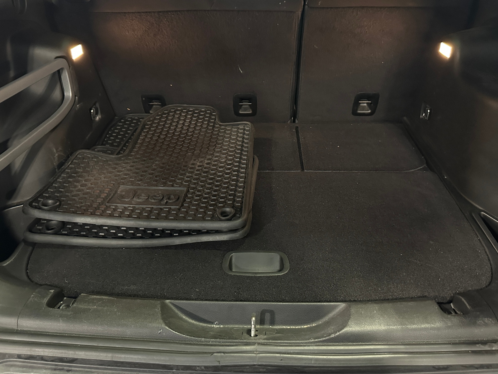 Thumbnail: 2014 Jeep Cherokee - 7