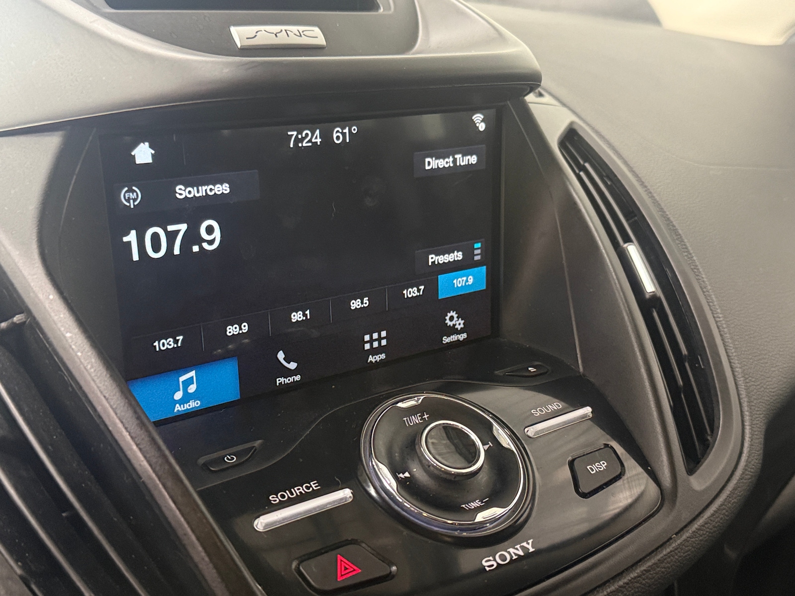 Thumbnail: 2017 Ford Escape - 3