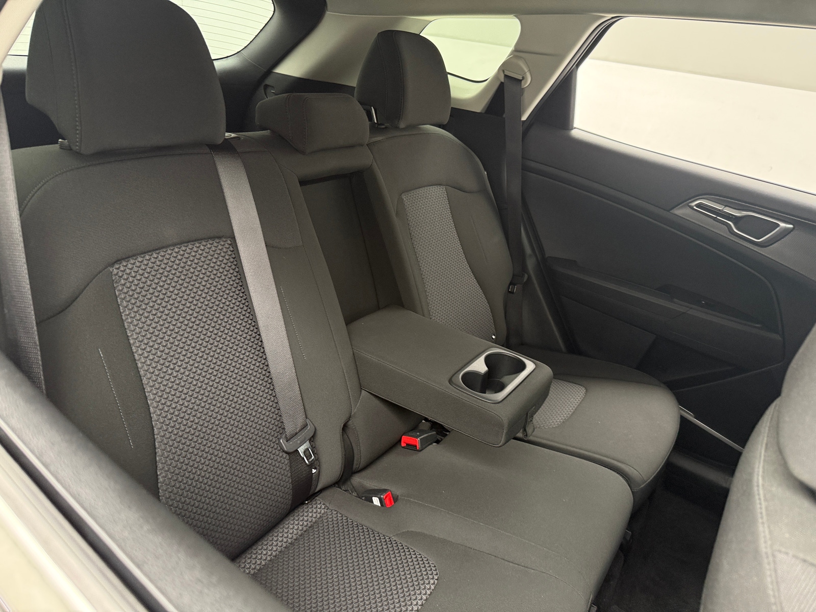 Thumbnail: 2025 Kia Sportage - 6