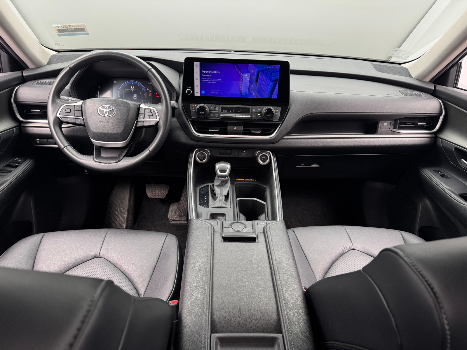 Thumbnail: 2025 Toyota Grand Highlander - 3