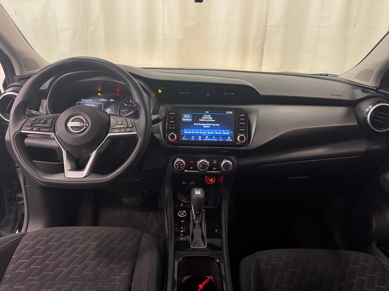 Thumbnail: 2023 Nissan Kicks - 3