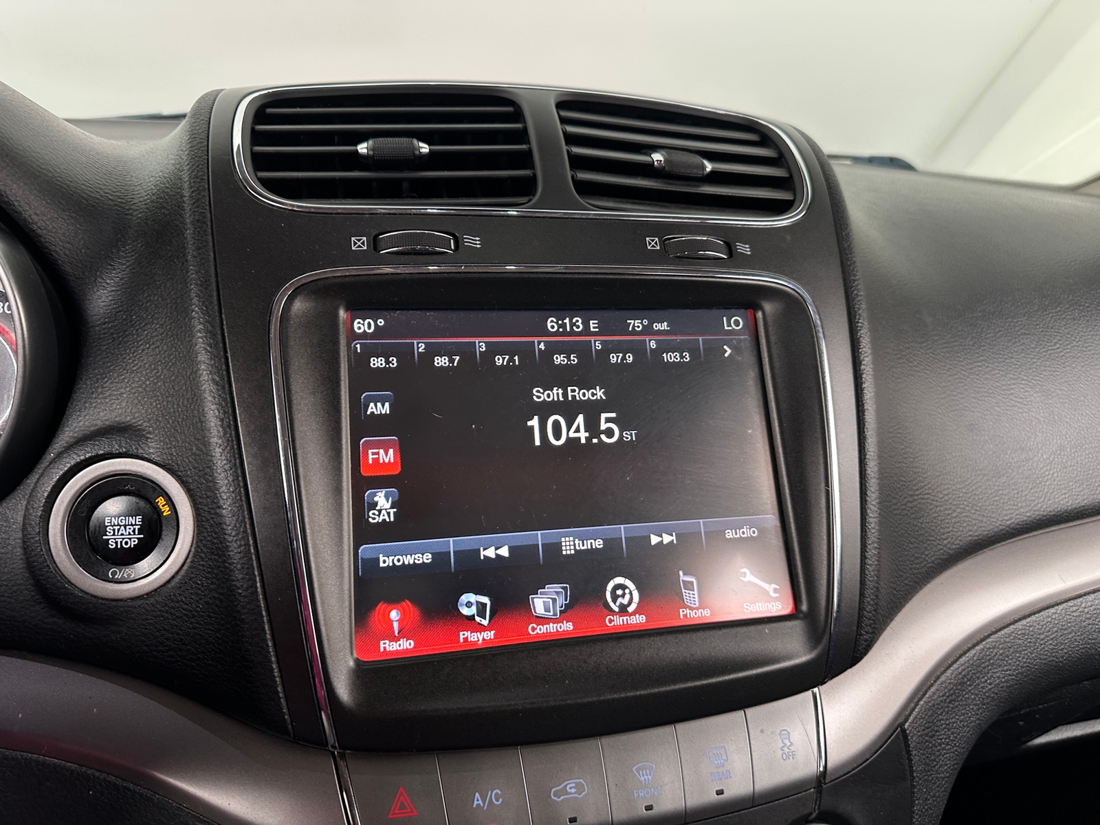 Thumbnail: 2018 Dodge Journey - 3