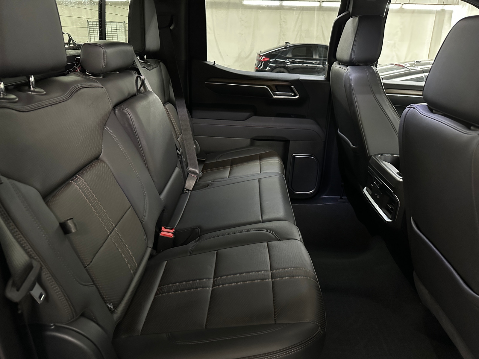 Thumbnail: 2025 Chevrolet Silverado 1500 - 5