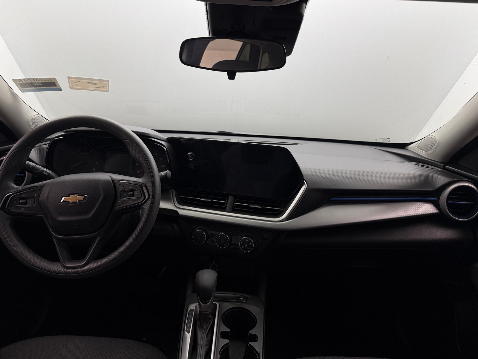 Thumbnail: 2024 Chevrolet Trax - 3