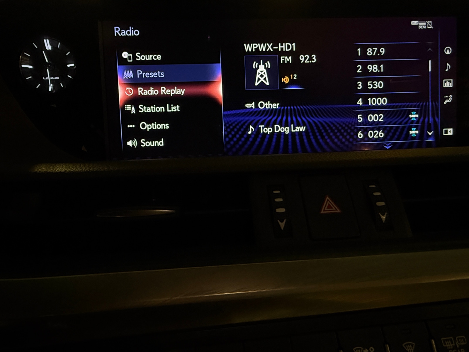 Thumbnail: 2021 Lexus ES - 3