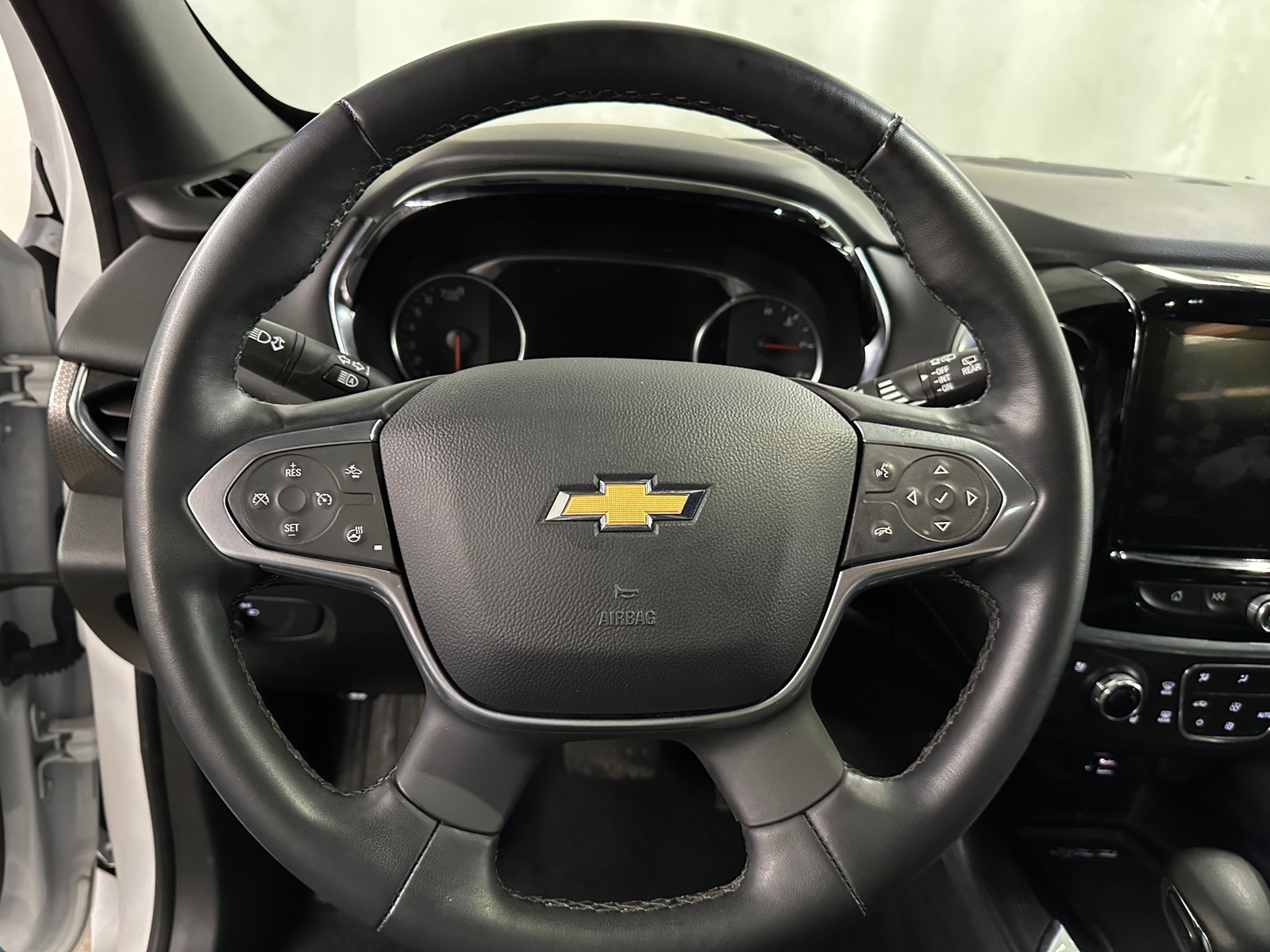 Thumbnail: 2023 Chevrolet Traverse - 4