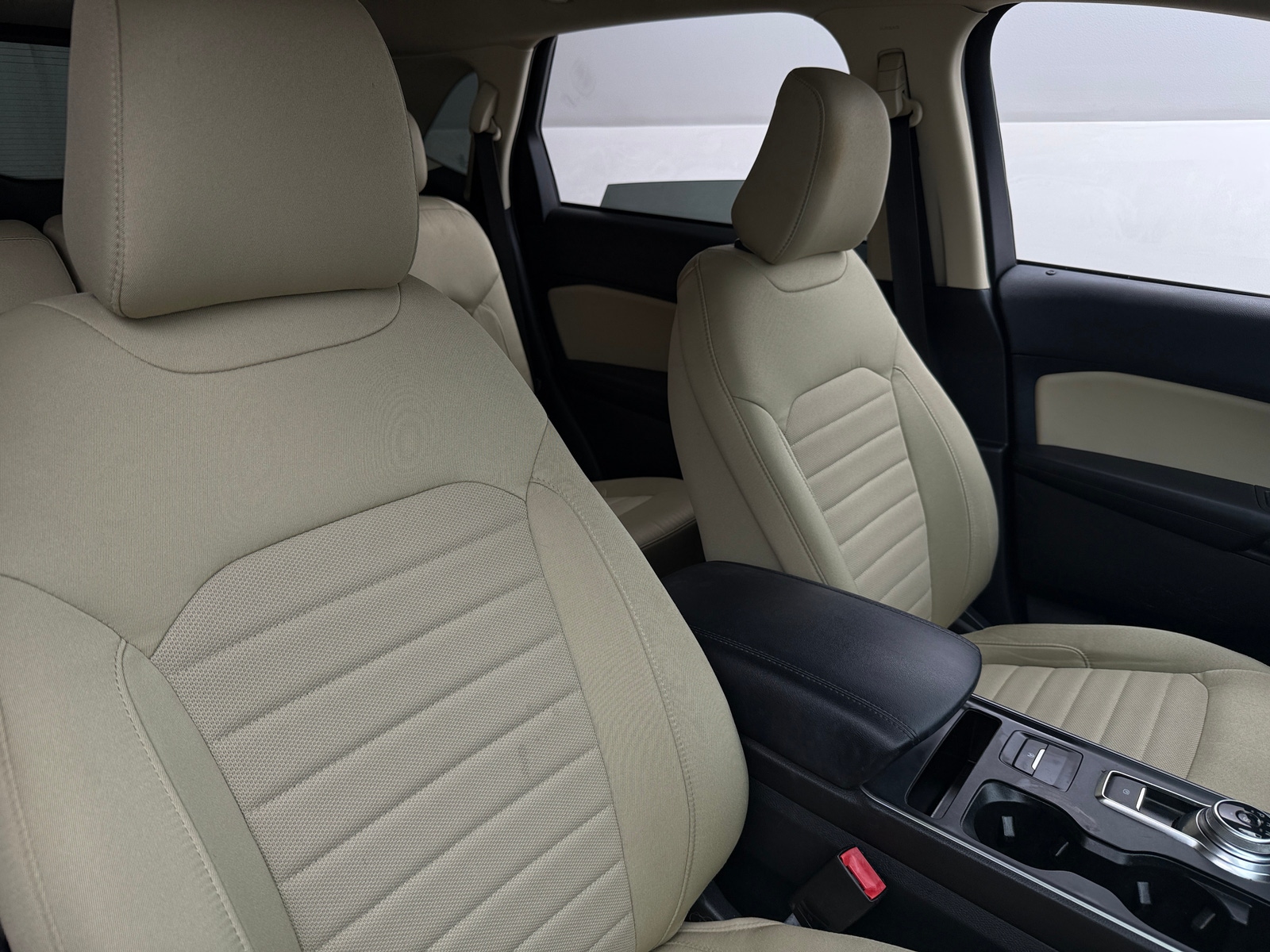 Thumbnail: 2021 Ford Edge - 2