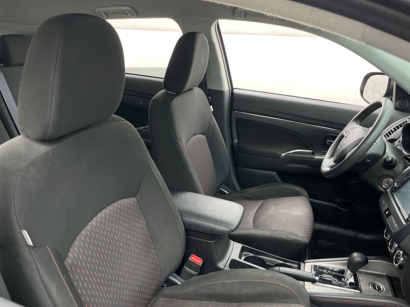 Thumbnail: 2019 Mitsubishi Outlander Sport - 2