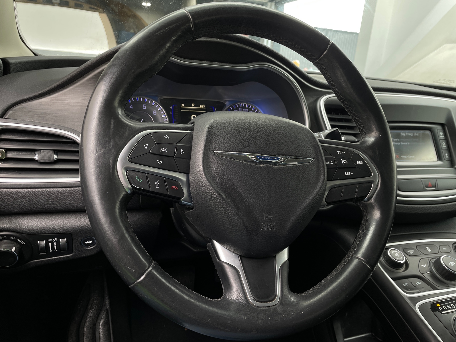 Thumbnail: 2017 Chrysler 200 - 5