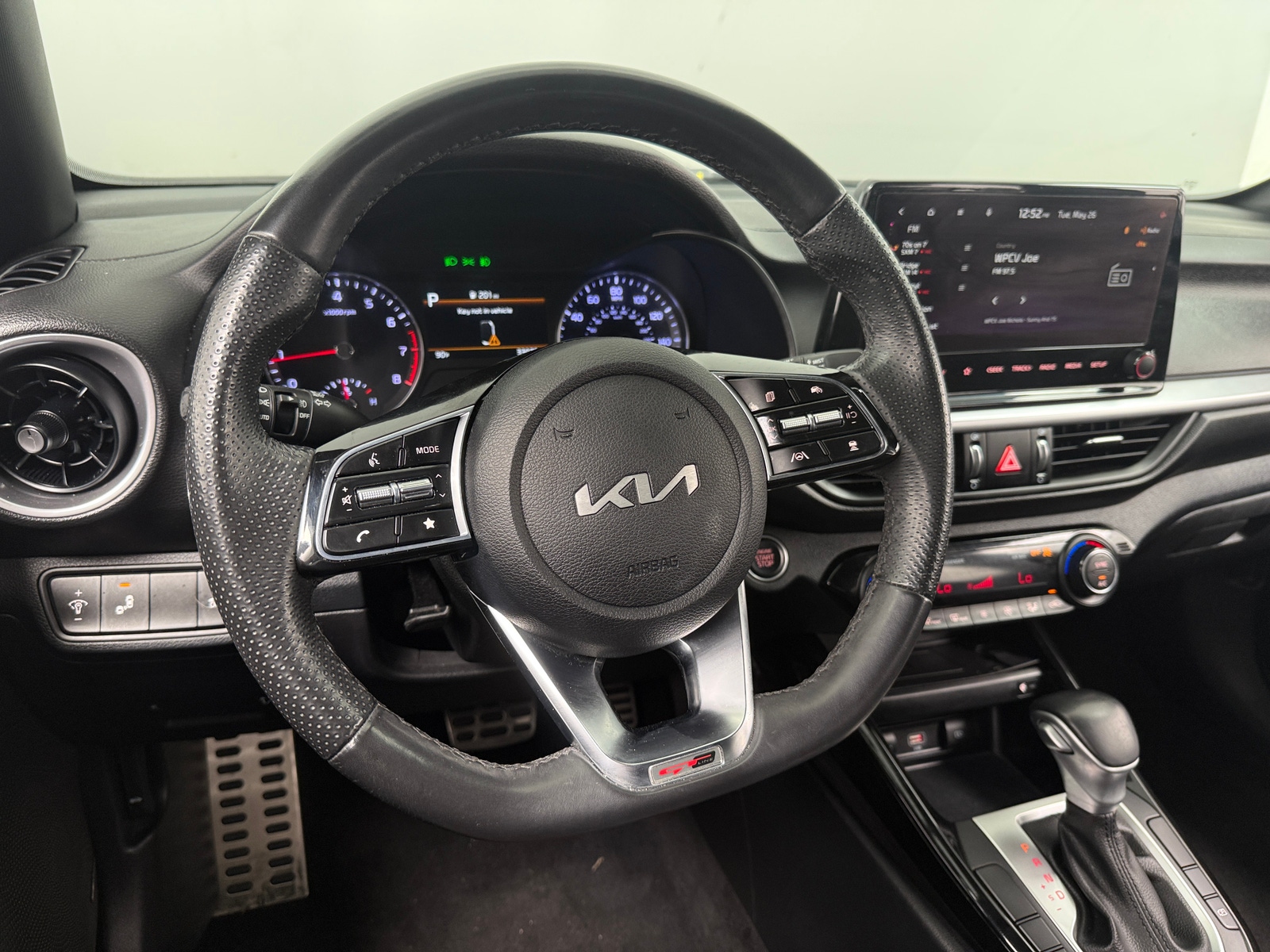 Thumbnail: 2023 Kia Forte - 5