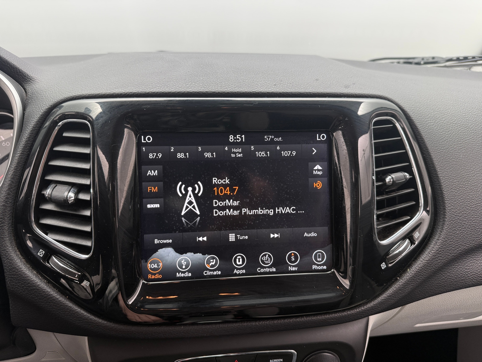 Thumbnail: 2018 Jeep Compass - 3